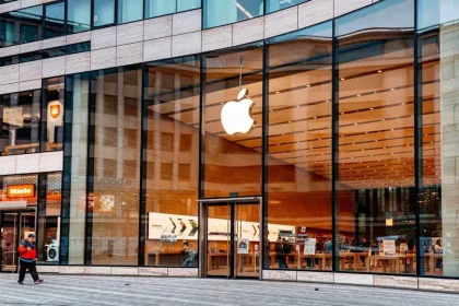 Latest iPhone rumors highlighting the 2026 iPhone 18 Pro and Foldable Ultra lineup